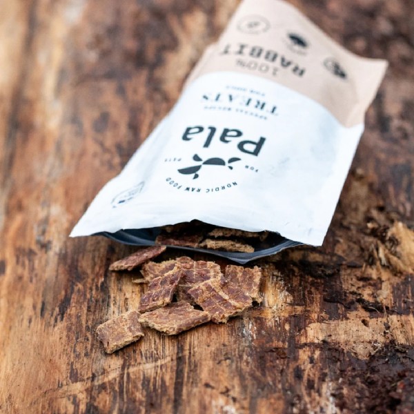 Pala Treats 100% Rabbit / Kaninchen 100g Packung geöffnet