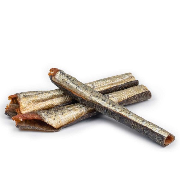 Getrocknete Lachshaut-Stücke mit Lachsfleisch - das Topping für ihr Hundefutter