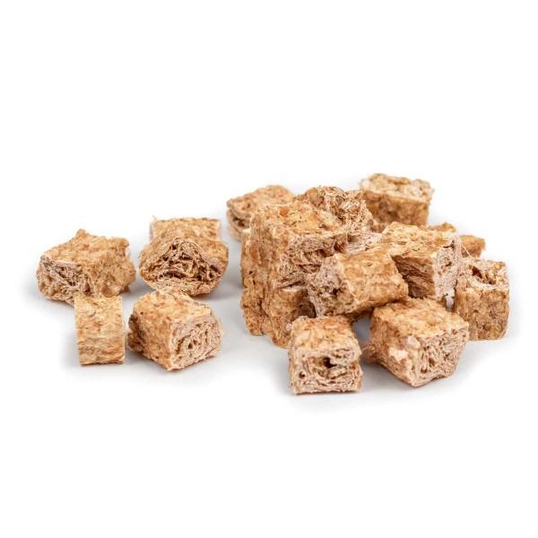 Getrocknete Rotbarschhaut in Würfelform - natürlich, gesunde Hundesnacks